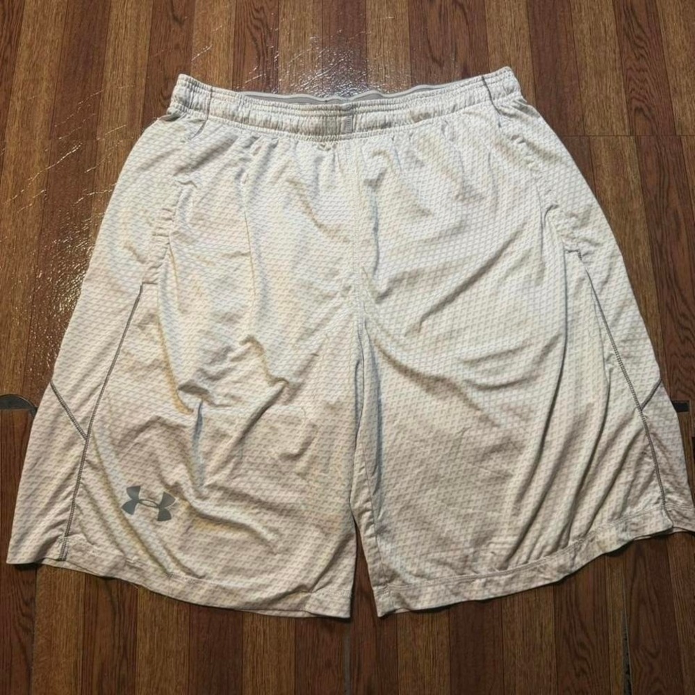 Under Armour White Silver Retro Tech Sportswear Running Train Shorts Large